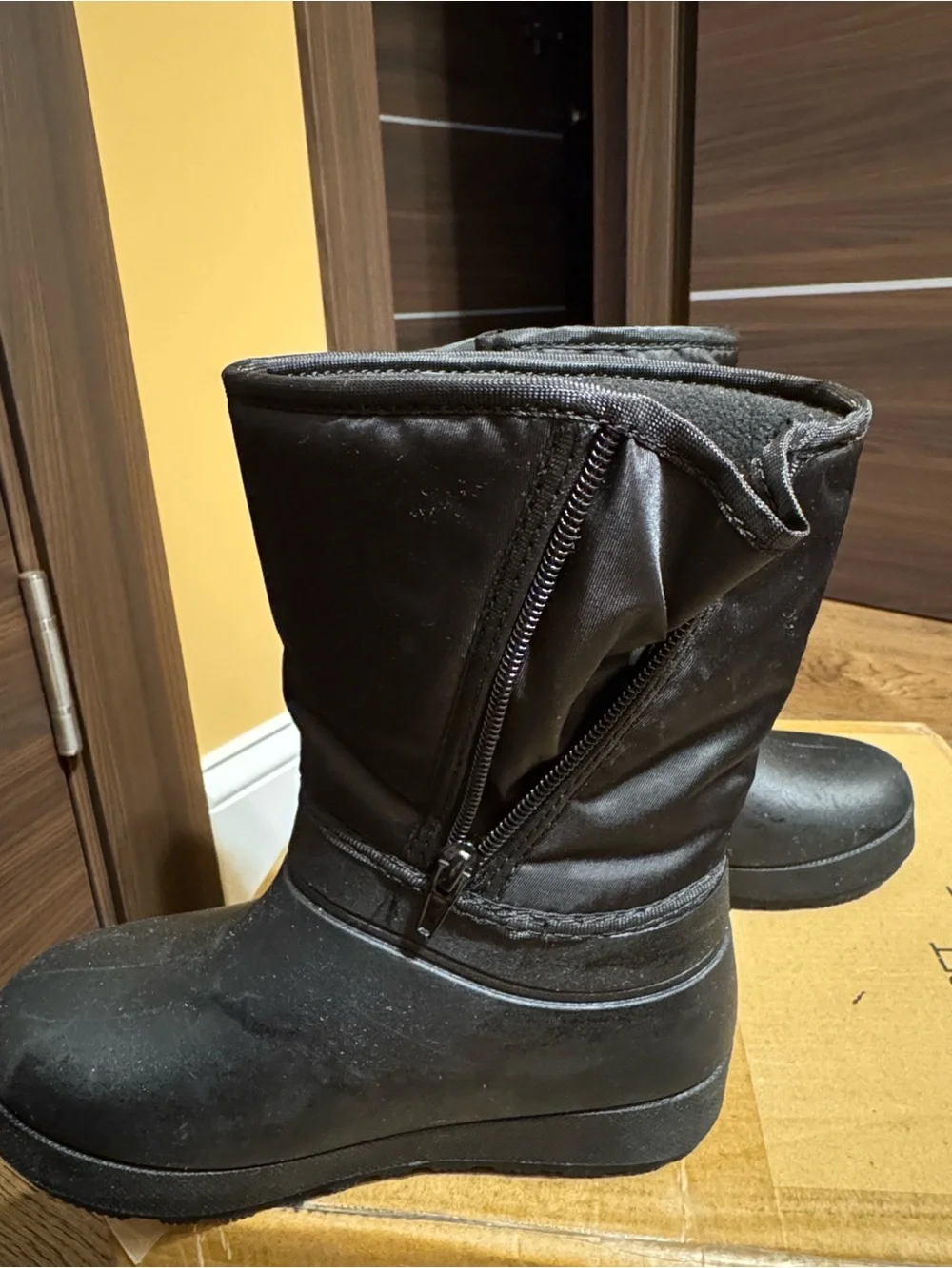 wonder nation Black Kids Waterproof Winter Boots with Side Zipper